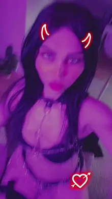 Queen_of_control 